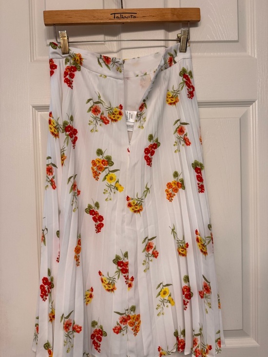 LOFT Dresses & Skirts - LOFT White Pleated Floral Midi Skirt - Red & Yellow Floral